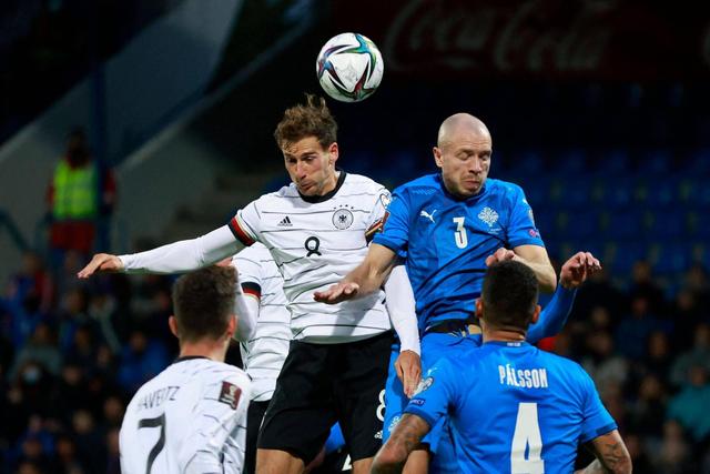 赵嘉义30分青岛胜同曦 贺希宁21分深圳负新疆